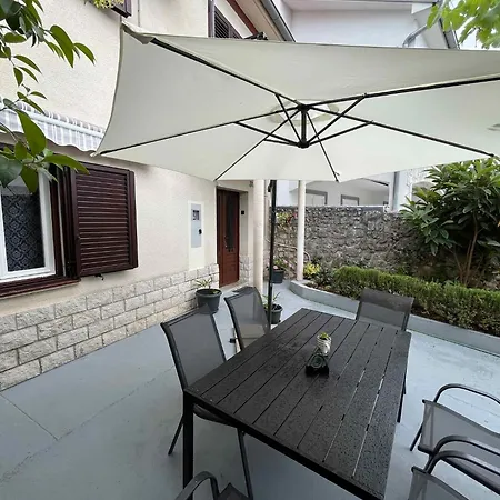 In 45260 Jadranovo